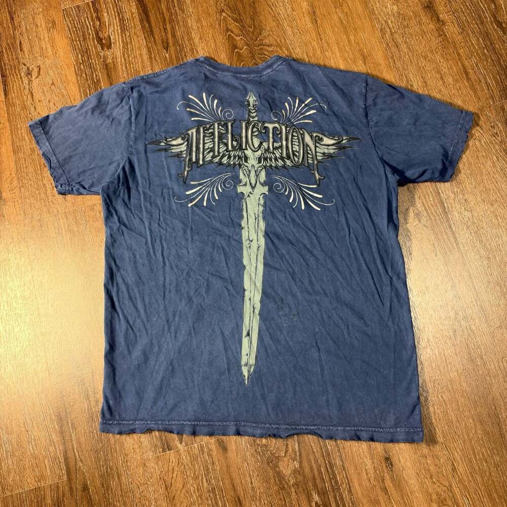 Vintage Affliction Healon Souls T-Shirt Size Large Blue Skull Dagger Graphic Tee